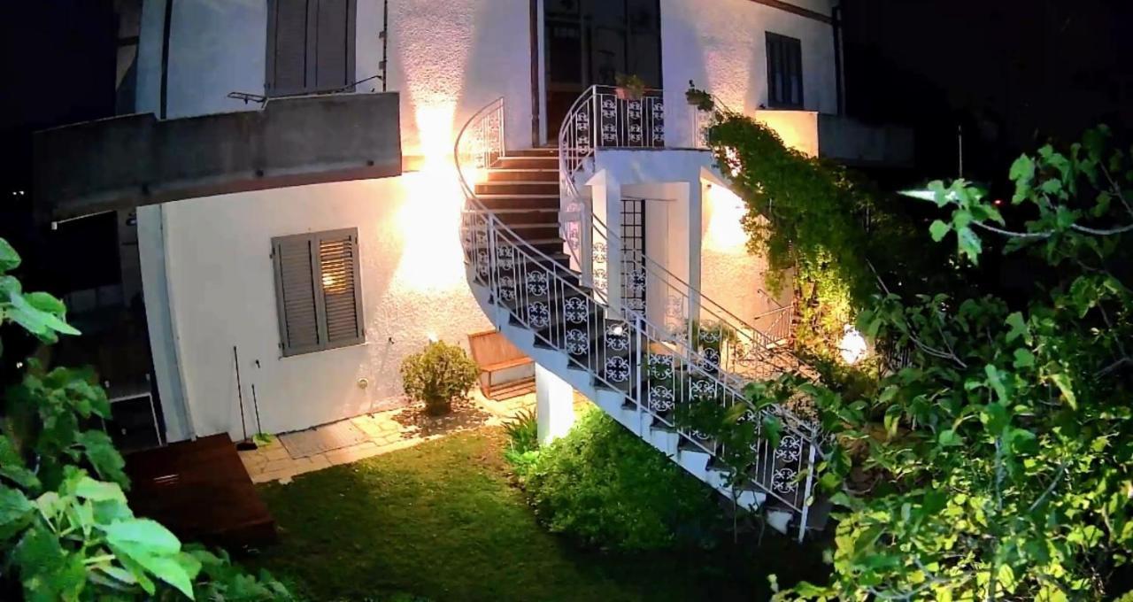 Residenza Bertolini Daire Fosdinovo Dış mekan fotoğraf